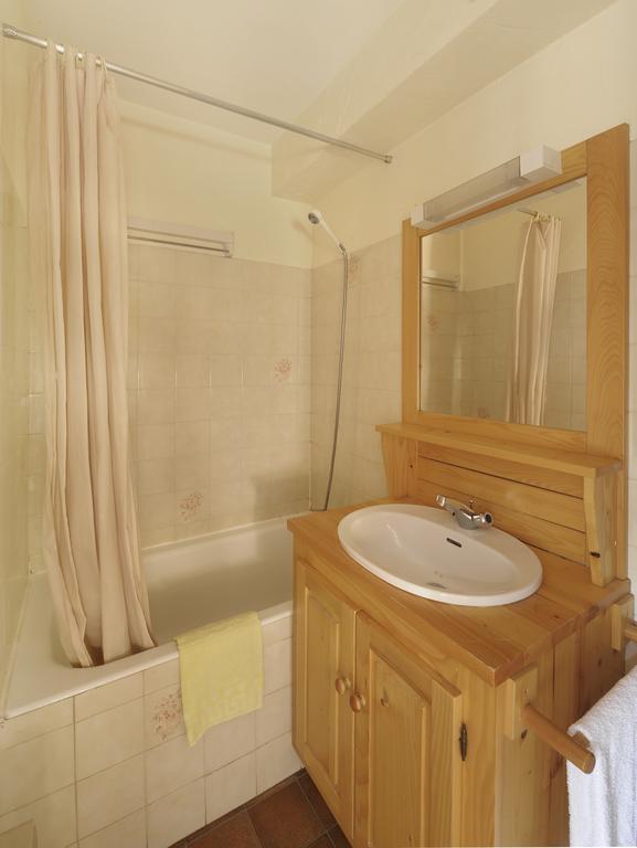 לה קלוסאז Location D'Appartements - La Residence מראה חיצוני תמונה